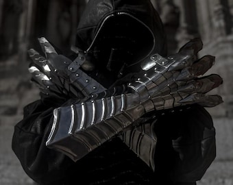 Ringwraith nazgul silver gauntlets | handmade medieval steel gauntlets | fantasy dark knight armor | larp cosplay battle gloves