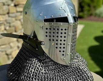 中世のバシネットヘルメット（鎖かたびら付き） - スチール製LARP騎士用鎧