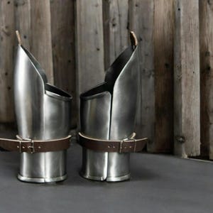 Medieval Knight Warrior Pair Of Bracers Arm Larp armor for fantasy warrior Steel Pair of Bracers for Thor Cosplay steel arm Protection