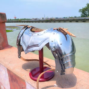 Medieval Steel Shoulder Armor | Handmade Pauldron For LARP , Cosplay & Reenactment | Knight Costume Armor&quot;