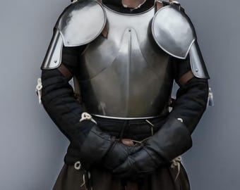 Medieval Steel Armor Breastplate with Pauldrons: LARP Knight Costume