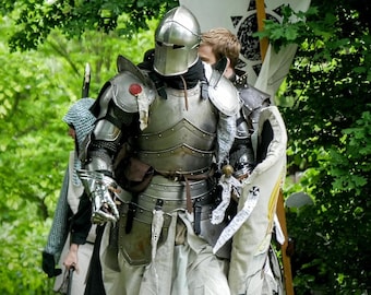 Mittelalterlicher Barbuta Helm für Larp Cosplay Kostüme
