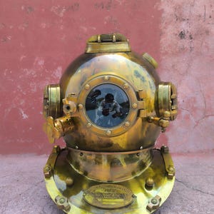Vintage US Navy Mark V Diver Helmet – Brass Maritime Deep Sea Collectible
