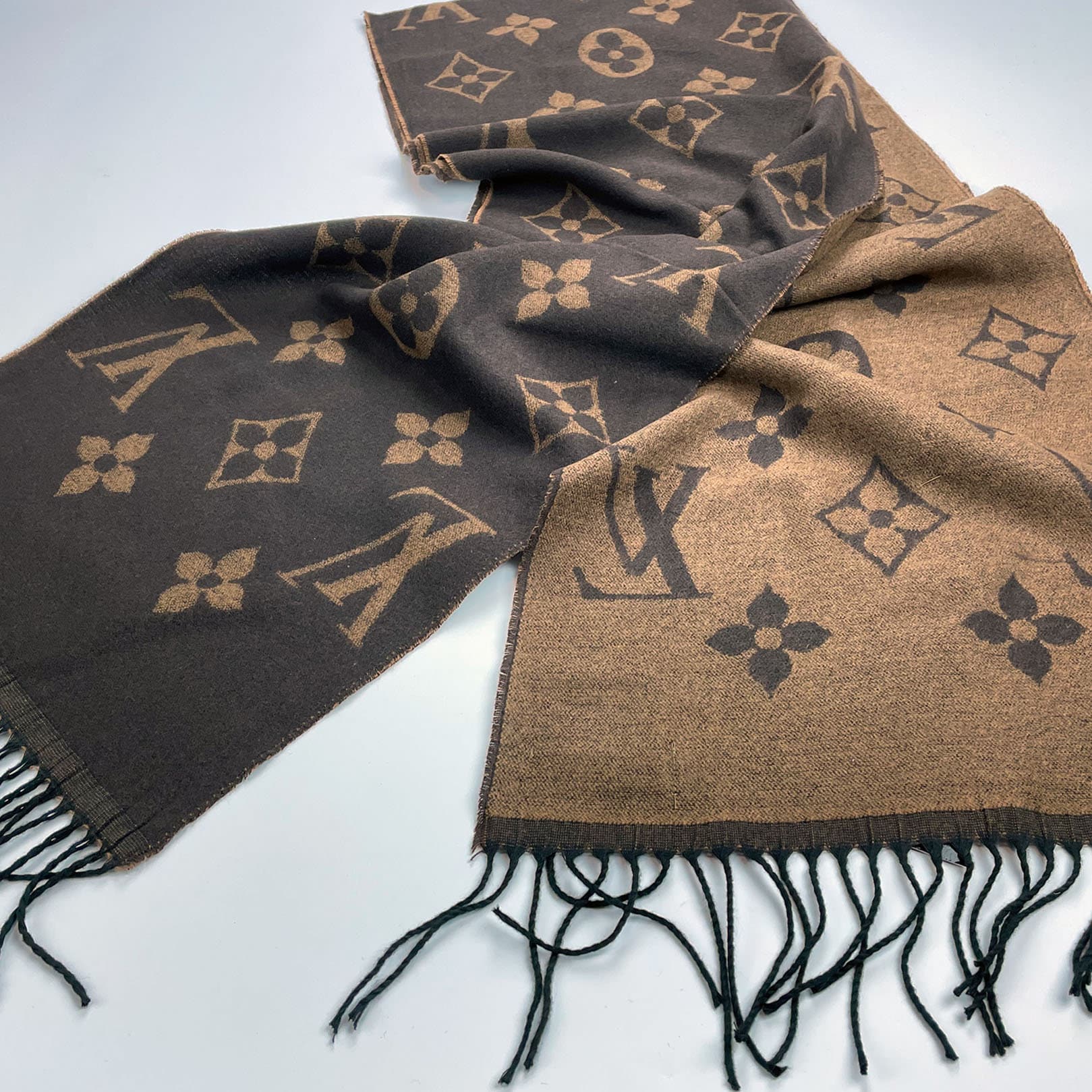 Buy Louis Vuitton Scarf and Beanie Online In India -  India
