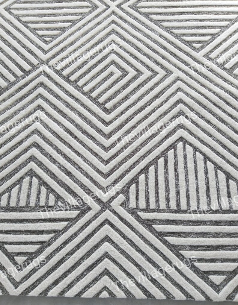 New 8x10 Living Room Rug Hand Tufted Modern Rug White and Taupe