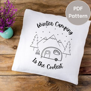 キャンパー刺繍パターン：冬のキャンプデザイン（PDFダウンロード、4～8インチの枠サイズ）