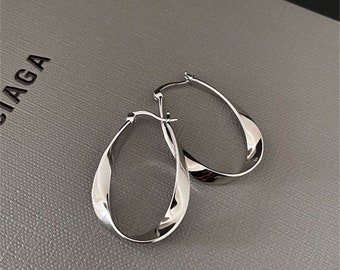 925 Sterling Silver Twisted Hoop Earrings, Mobius Hoop Earrings, Statement Hoop Earrings, geometrische oorbel voor vrouwen, bezoedelen gratis, cadeau voor haar