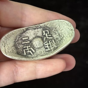 1 Pcs Chinese Ancient Feng Shui Lucky Coin Good Fortune Antiqued Wealth Money Collection Gift Paperweight Decorative Decor Silver Ingot  866