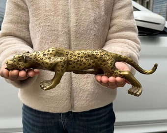 Copper Metal Cougar Leopard Lion Panther Statue Sculpture Figure Big Cat Modern Metal Gold Leopard Panther Cheetah Art Ornament Animal Decor