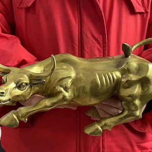 Big Copper Wall Street Bull Statue Sculpture,Brass Cow Ox Statuette Figurine Modern Home Decor Office Lucky FengShui Ornament success wealth