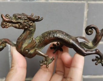 Ancient Tibet mini Copper Gilt Dragon Beast Statue Old Chinese Bronze 12 Zodiac Dragon Statue Sculpture Patina , Wealth Fengshui Decor min24