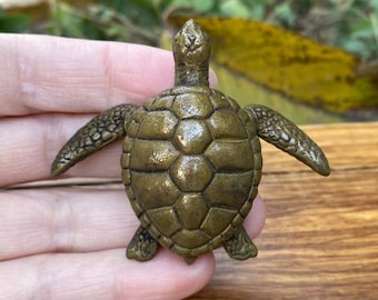 Vintage Copper Turtle Statue, Bronze Collectibles Figures for Home Retro Decor ,Longevity Tortoise Feng Shui Ornament Symbol of Peace gifts
