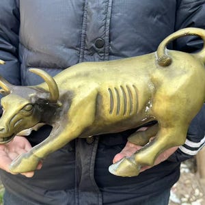 Vintage Copper Wall Street Bull Statue Sculpture, Brass Cow Ox Statuette Figurine Modern Home Decor Office Lucky Feng Shui Ornaments  DD0502