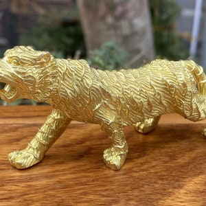 Copper tiger Sculpture Feng Shui Decor Small Ornaments Brass Zodiac tiger statue Ceremony Decoration Miniature Animals Figurines Wealth DE02