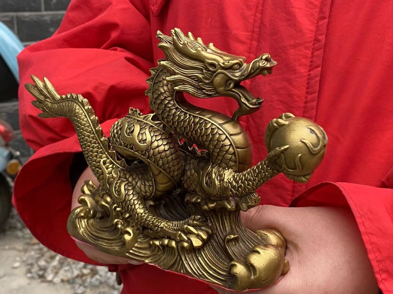 DE0151 2024 Chinese New Year Dragon Statue Brass Copper Dragon animal Figurine Office Desk Feng Shui Decor Royal Golden Loong wealth beast image 4