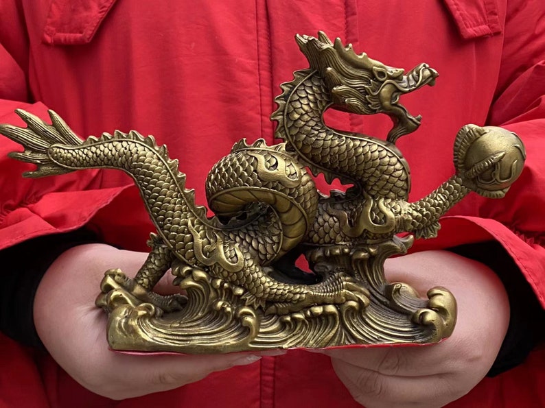 DE0151 2024 Chinese New Year Dragon Statue Brass Copper Dragon animal Figurine Office Desk Feng Shui Decor Royal Golden Loong wealth beast image 3