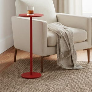 Noah Red Drink Table - Sockel Beistelltische und Blumenständer