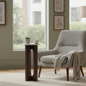 Mesa auxiliar con cubierta de mármol y base de madera esculpida, mesas auxiliares modernas