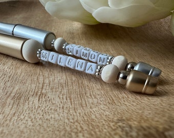 Kugelschreiber Perlen personalisiert mit silbernen Schrift •Name•