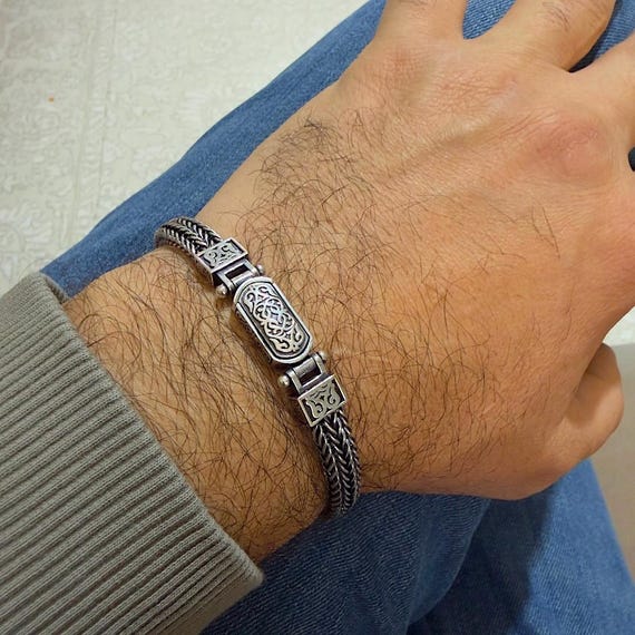 Cihan Albora Midyat Straw Silver Bracelet Model From Uzakşehir TV
