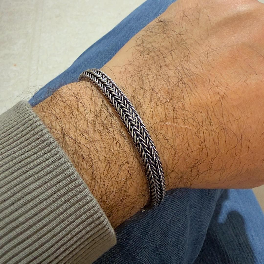 Cihan Albora Midyat Straw Silver Bracelet Model From Uzakşehir TV