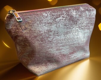 レザーメイクアップバッグ。シープスキンのトイレタリーバッグ。ハンドメイドのソフトなヤギ革バッグ。