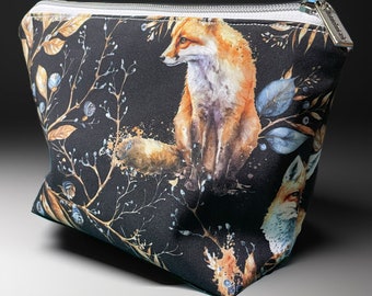 コスメポーチ。ソフトシェルバッグ。防水ライニング