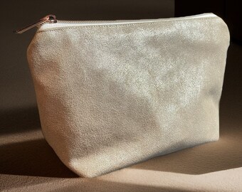 レザーメイクアップバッグ