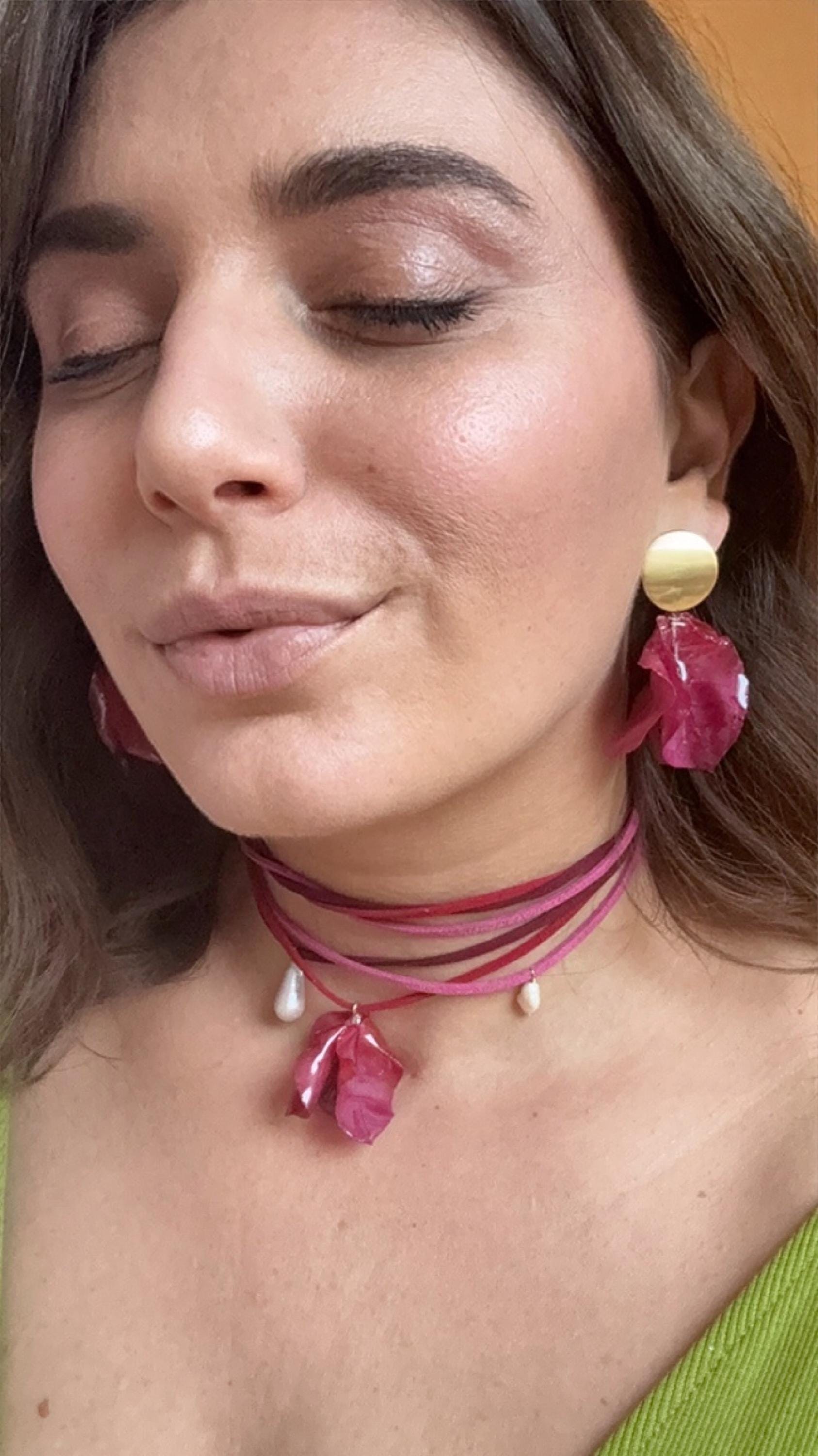 Orecchini pendenti a cerchio con farfalle e fiori, color argento, ganci - Italia