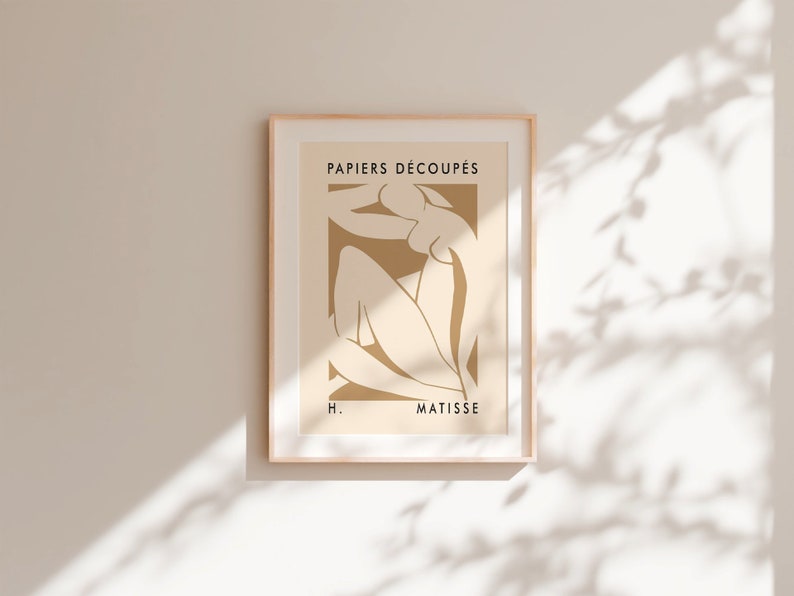 Gold Vertical Frame Video Mockup | Customizable Wall Color image 7