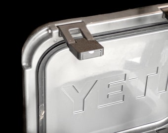 TrackLatch - Apple AirTag Compatible Latch for Yeti Roadie Coolers