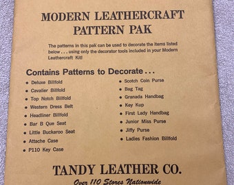 LEATHERCRAFT - Modern Leathercraft Pattern Pak by Tandy Leather Co.
