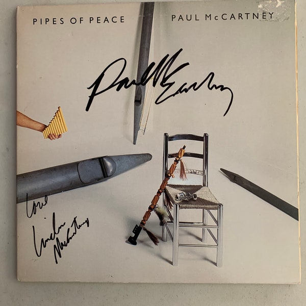 AUTOGRAPHS - Paul McCartney & Linda McCartney on Pipes of Peace album