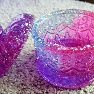 FairyDust Teasure Jar with Lid | epoxy resin trinket jar | glittery decorative storage bowl | jewelry jar | treasure jar | keepsake bowl