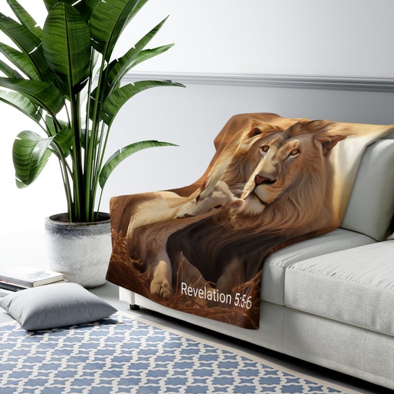 "The Lion and The Lamb" Revelation 5:5-6 Sherpa Fleece Throw Blanket