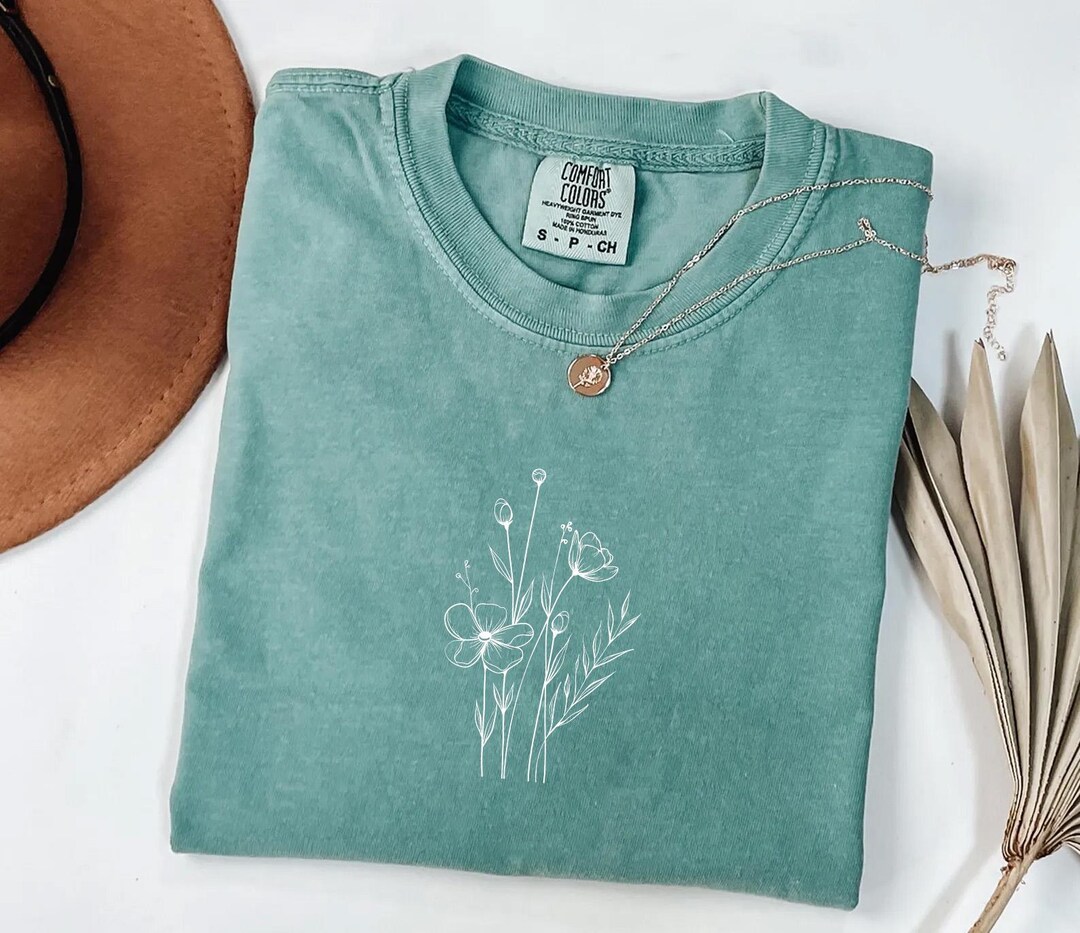 Comfort Colors® Minimalist Wildflower Shirt, Floral Plant Lover T-shirt ...