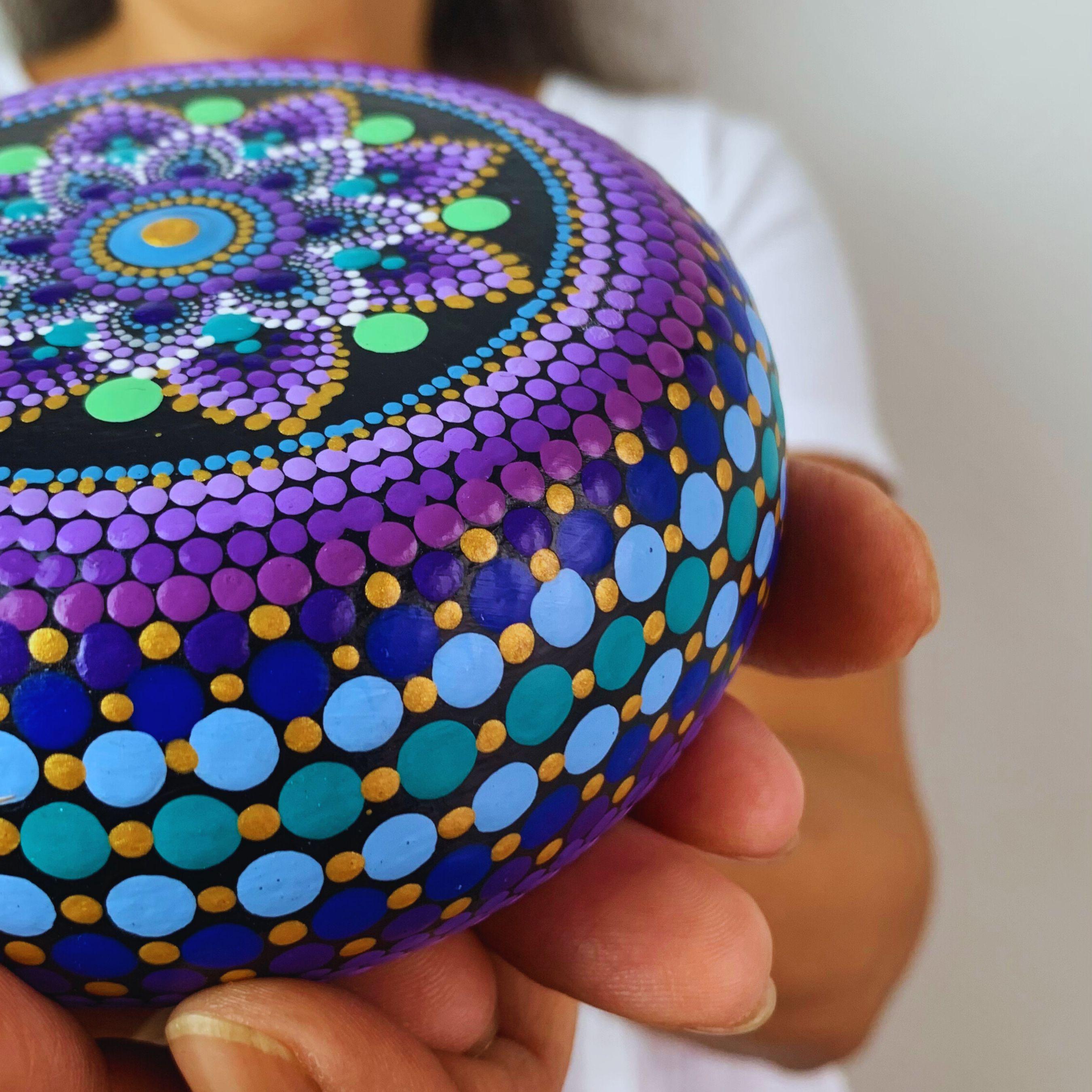 Dot Art Mandala Stone, Handpainted Rock With Dots, Pointillism Mandala ...