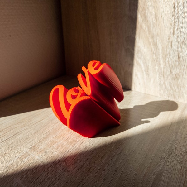 Sculpture Love en 3D Une Expression d'Amour sous Toutes les Angles