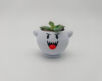 Mario Boo Flower Pot add a fantastic touch to your garden