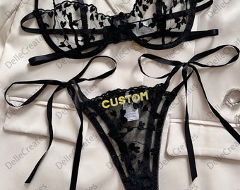 Set di lingerie raccolto con ricamo a rete con nome personalizzato, perizoma personalizzato con lettera, regali sexy per la moglie