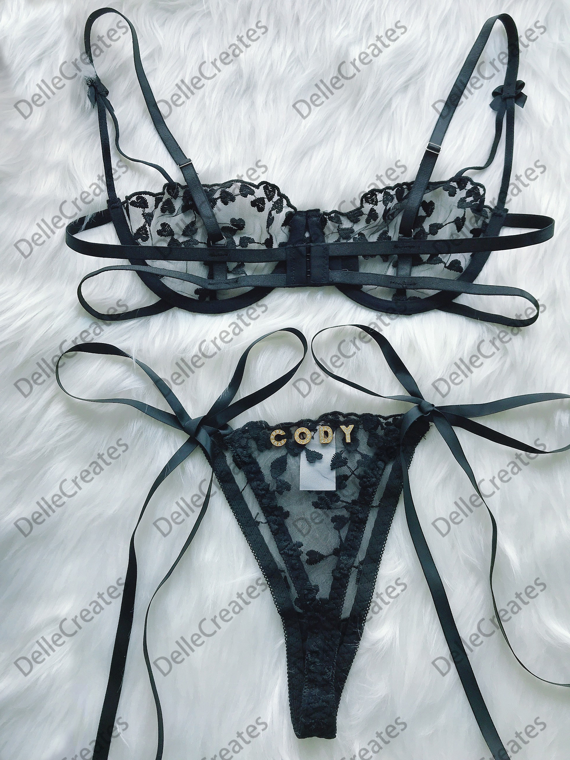 Benutzerdefinierter Namens-Tanga-Herz-Mesh-Stickerei-Dessous-Set, benutzerdefinierter Tanga mit Brief, sexy Geschenken für Frau