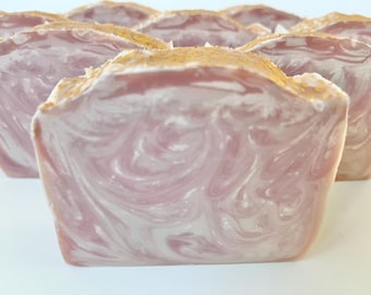 Rose Gold Swirl Palm-Free Homemade Soap Bar, Handmade Spa Gift, Luxury Party Favor, Cold Process Soap, Decorative Soap Bar, Stocking Stuffer