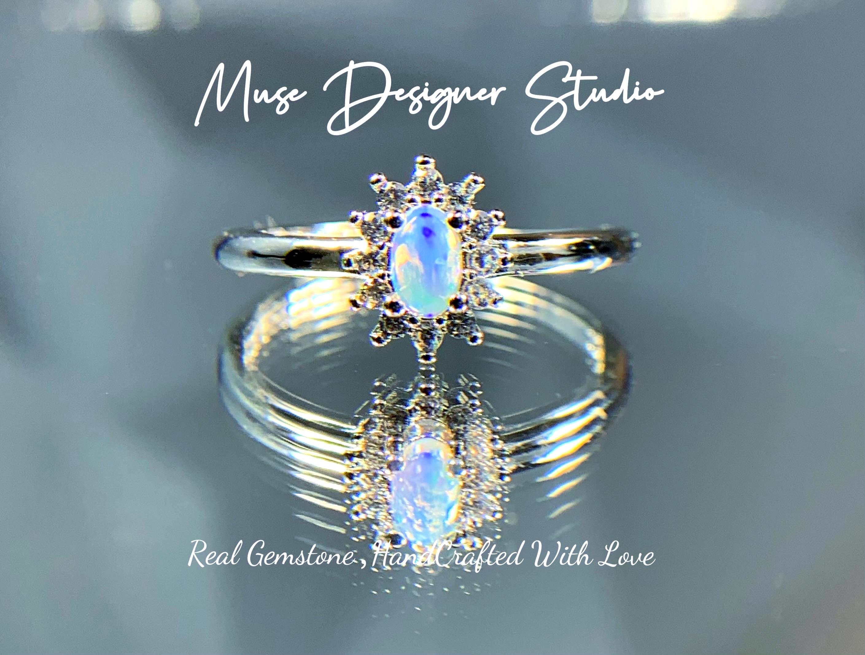 天然オパールフラワーリング：輝く花のデザイン、調節可能なバンド