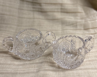Juego de azucarero y jarra para crema de cristal tallado de época estadounidense brillante vintage