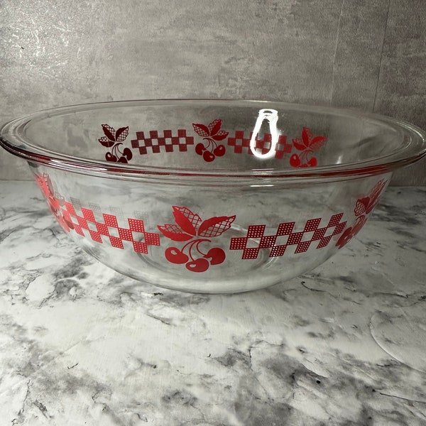 Pyrex Red Cherries Cherry Gingham Checkered Checked Glass Mixing Bowl 2.5 Qt