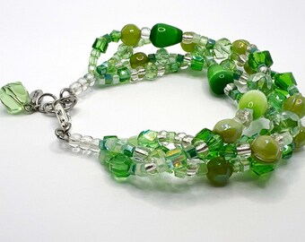 Green Beaded Bracelet with Glass and Crystal Beads