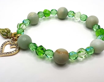 Green Stone and Glass Beaded Bracelet with Enameled Shell and Heart Charms