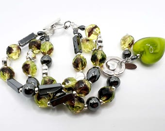 Green & Hematite Glass Heart Charm Bracelet