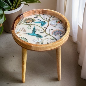 Table d'appoint en bois de manguier massif Table d'angle idéale, cadeau unique, pieds amovibles, emballé à plat, superbe colibri image 7
