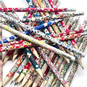 Matita, matita personalizzata, matita Liberty, Liberty of London, matita bellissima, matita da disegno, cancelleria, regalo economico, fatto a mano